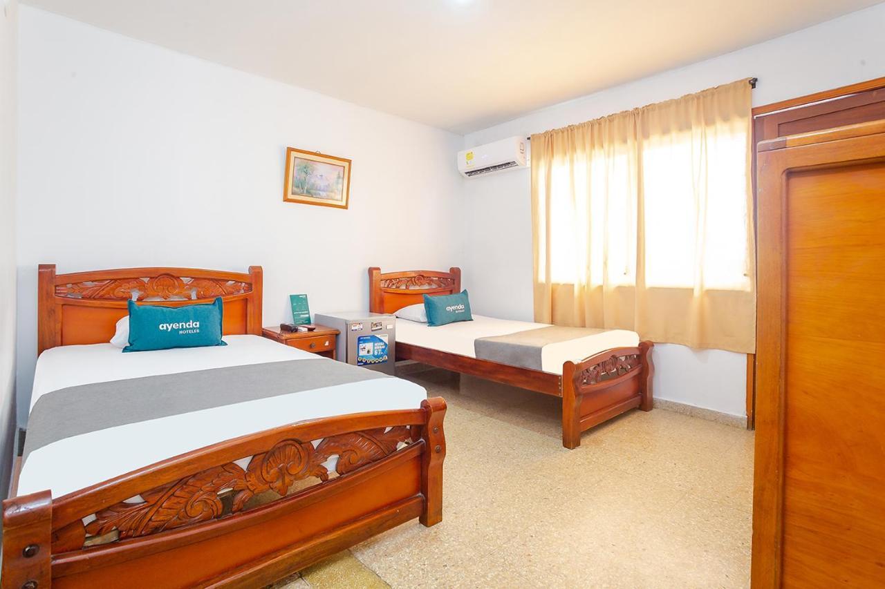 Hotel Meryland Sincelejo Bagian luar foto