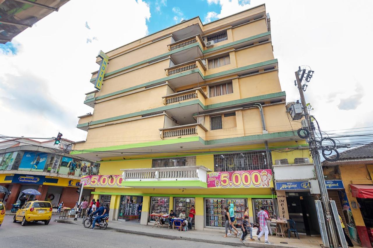 Hotel Meryland Sincelejo Bagian luar foto